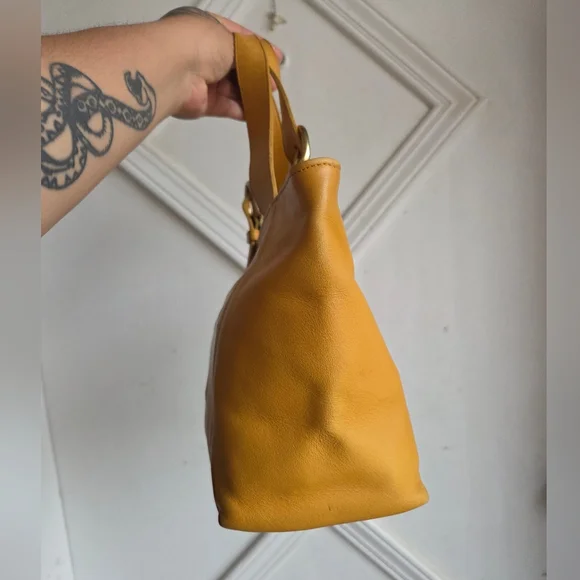 Vintage Coach Yellow Waverly Satchel 4133💛